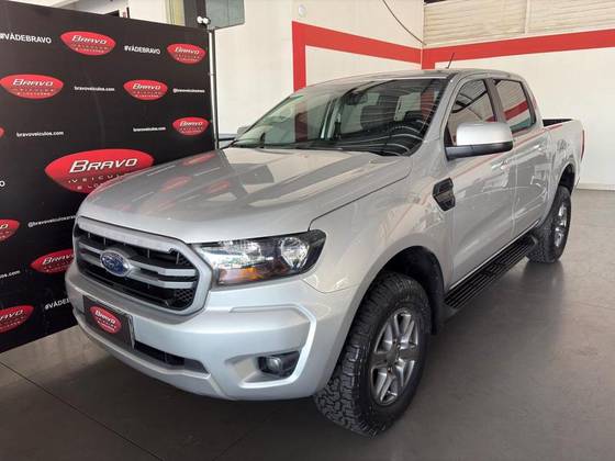 FORD RANGER 2.2 XLS 4X4 CD 16V DIESEL 4P AUTOMÁTICO